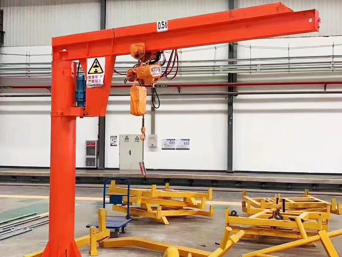 Cantilever crane