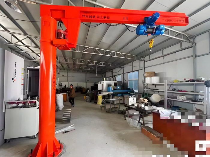 Cantilever crane