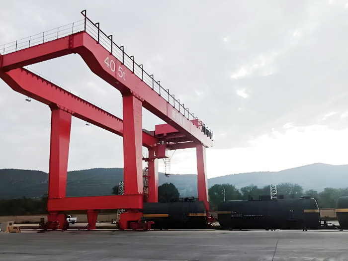 Port crane