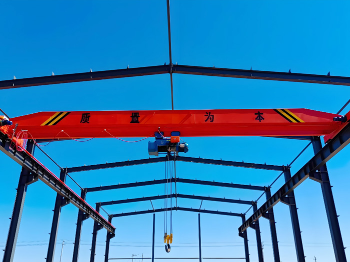 Electric single beam crane
