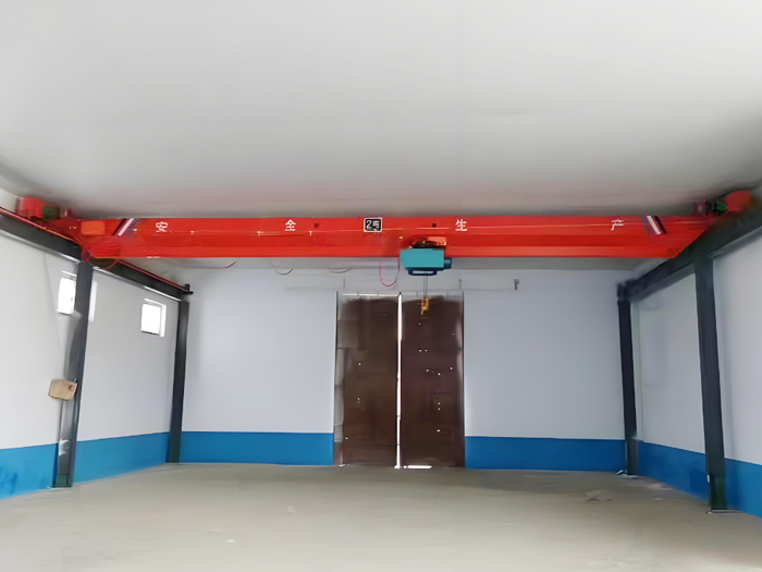 Electric single beam crane
