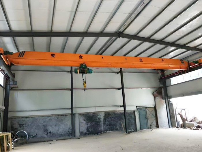 Electric single beam crane