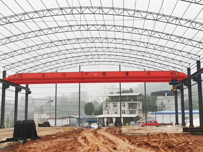 Electric single beam crane