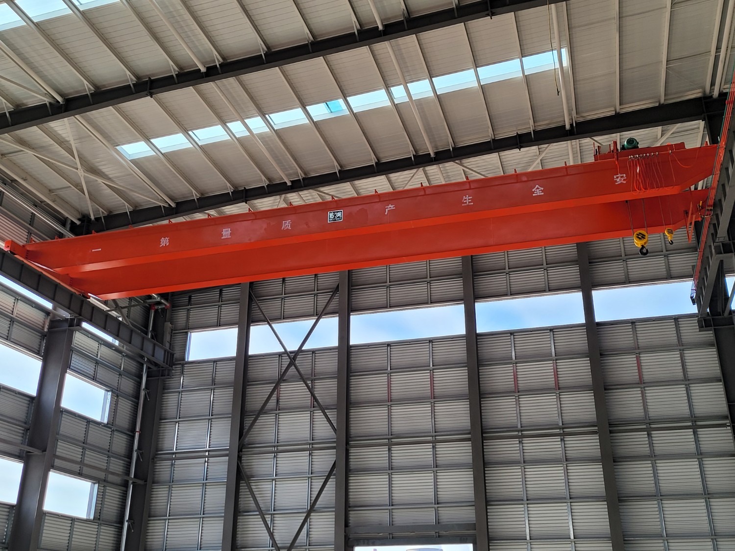 What are the key points from operation to maintenance of bridge cranes