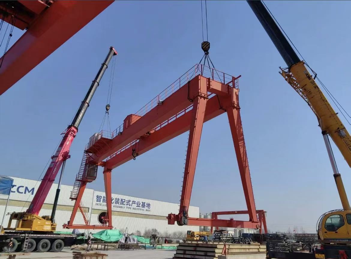 Safety precautions for bridge crane