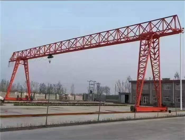 Precautions for using cranes during the rainy season